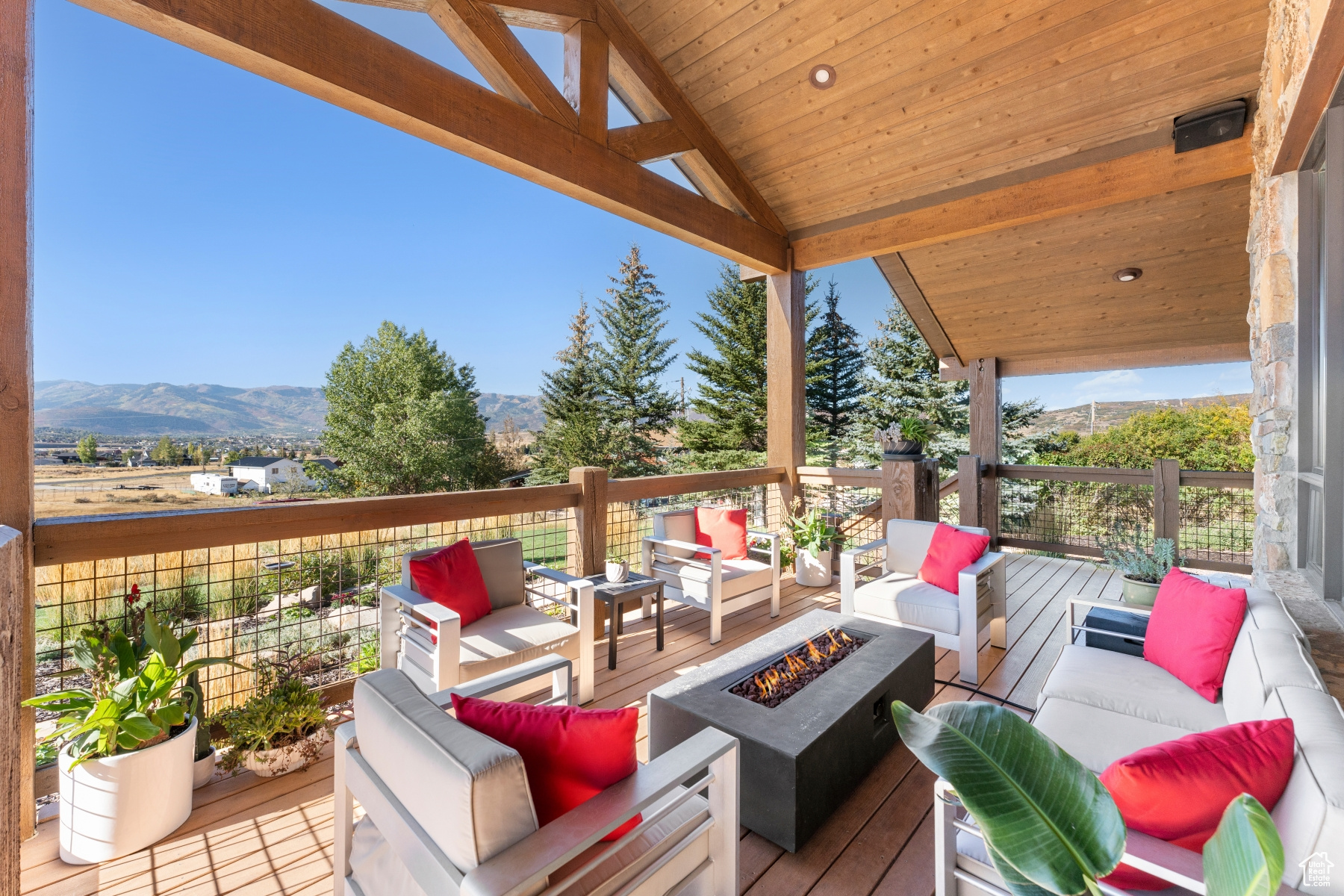SILVER CREEK - Residential