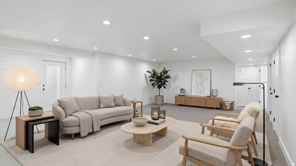 PHEASANT RUN - Residential