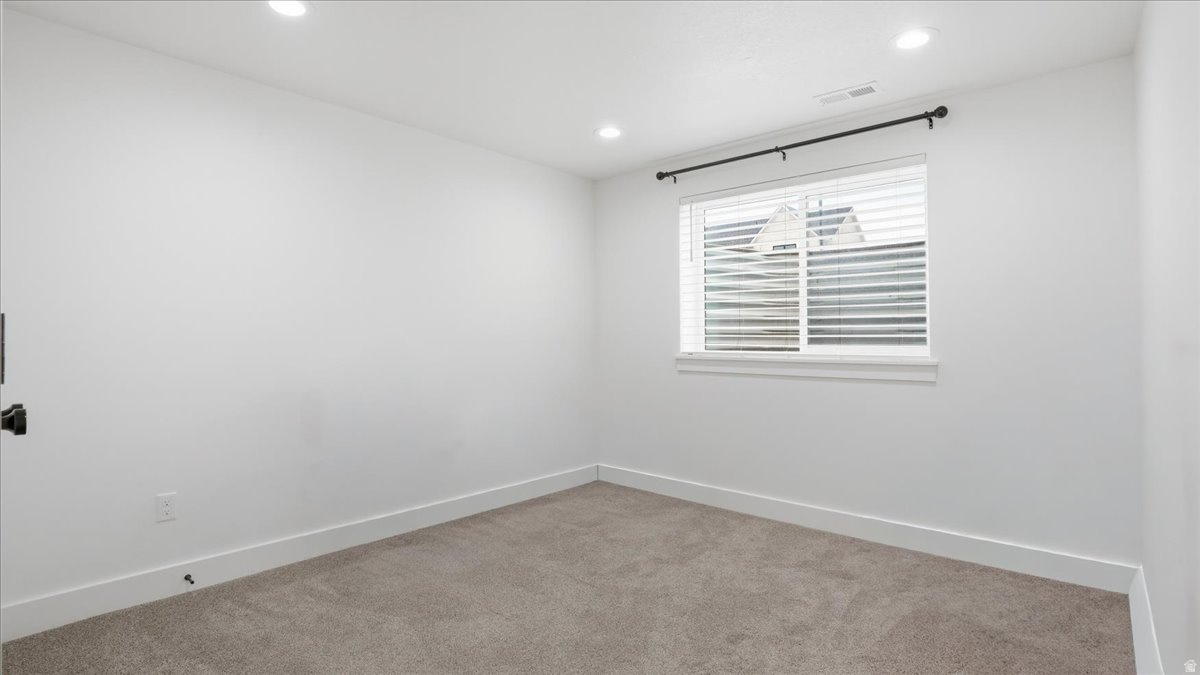 PHEASANT RUN - Residential