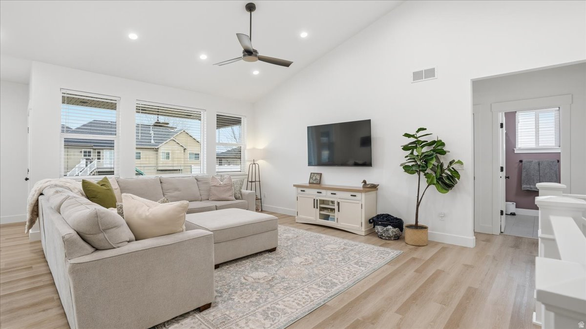 PHEASANT RUN - Residential