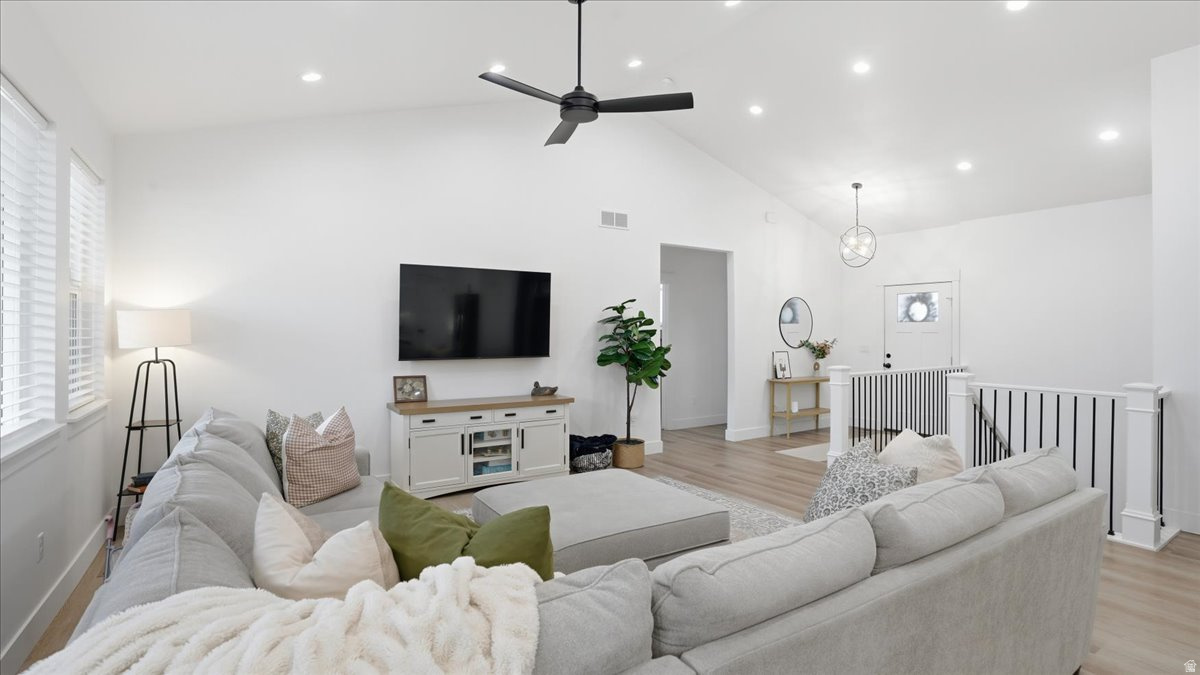 PHEASANT RUN - Residential