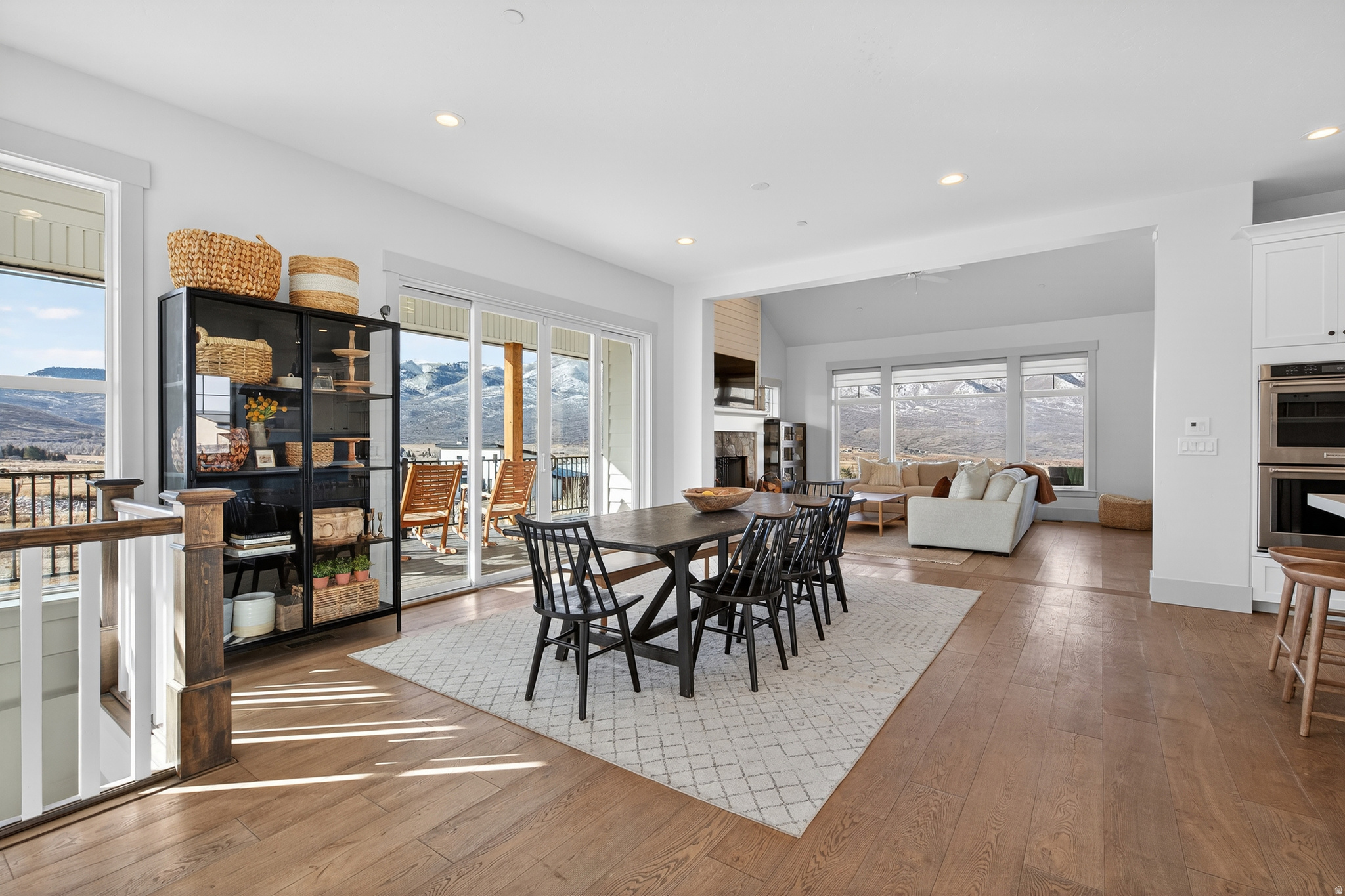 DRAPER VIEW - Residential