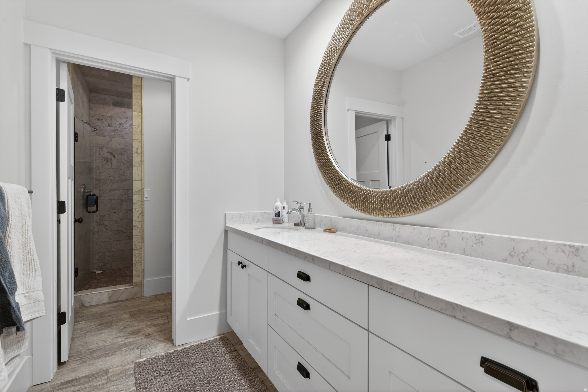 DRAPER VIEW - Residential