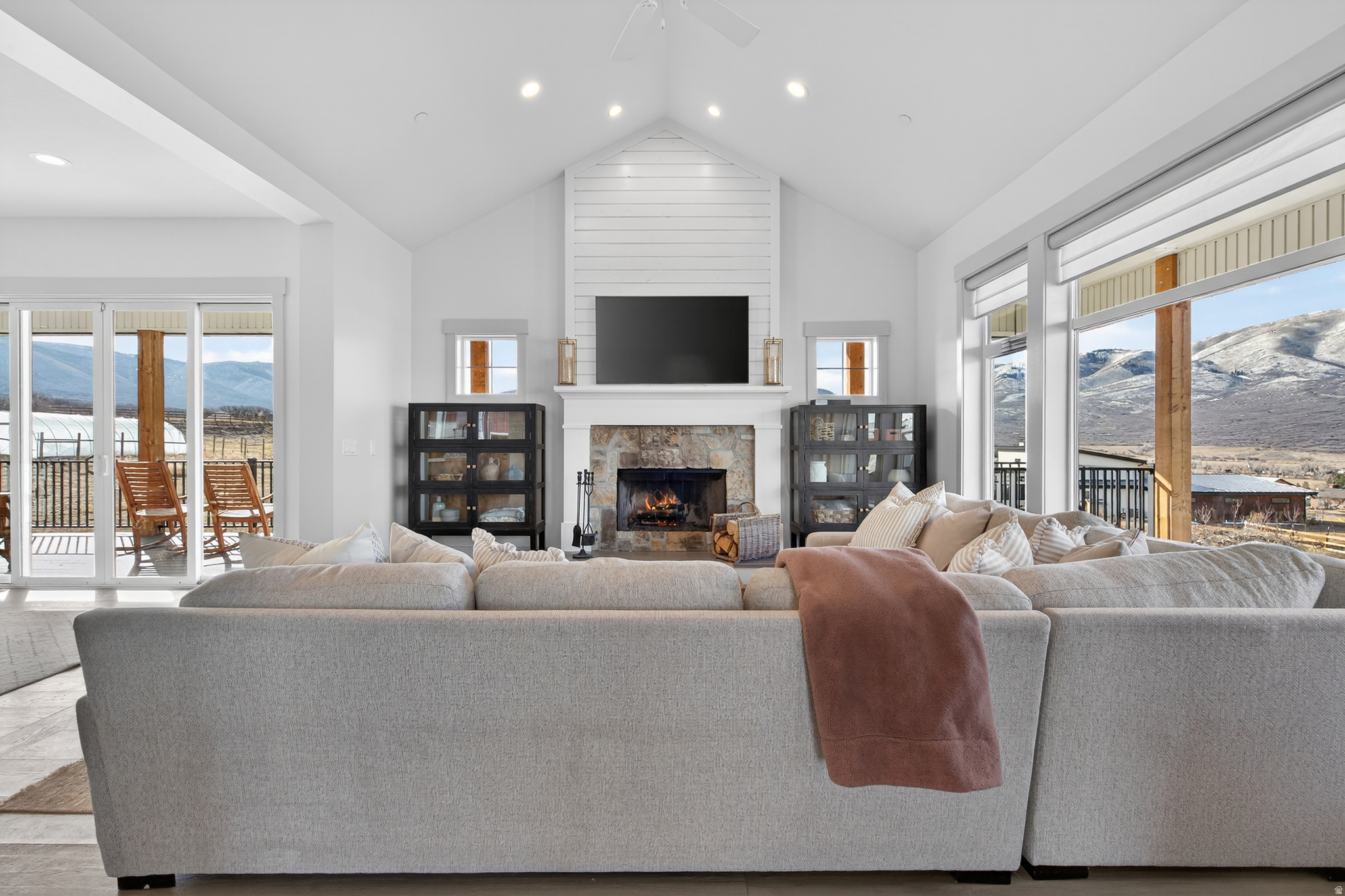 DRAPER VIEW - Residential