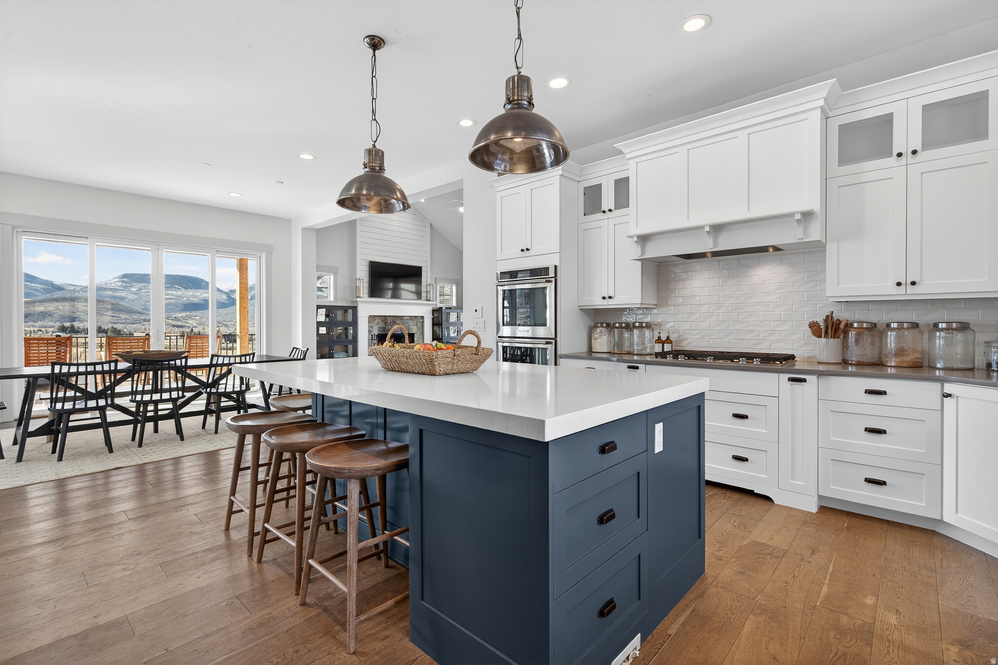 DRAPER VIEW - Residential