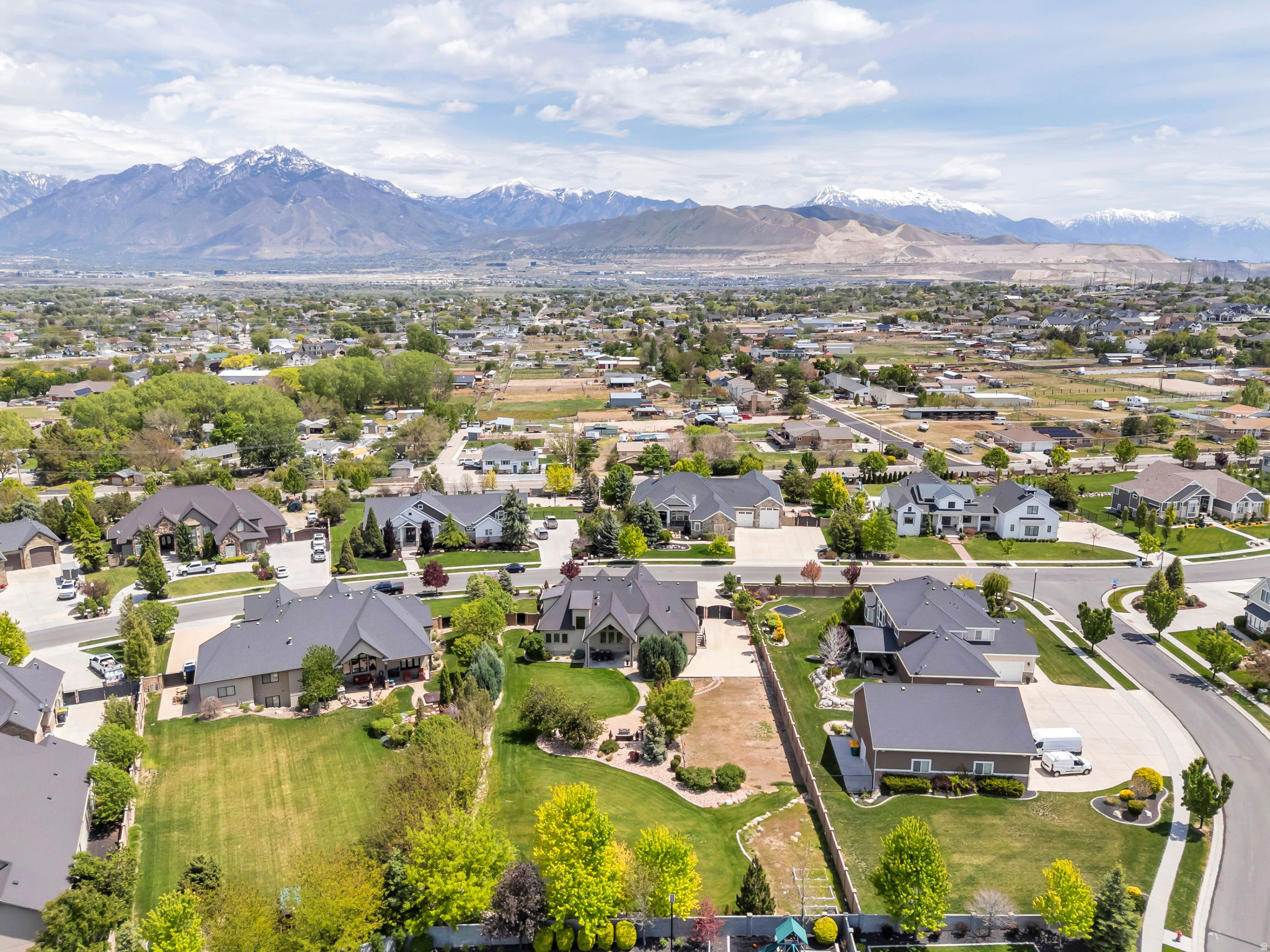 FALLS AT BOULDEN RID - Residential