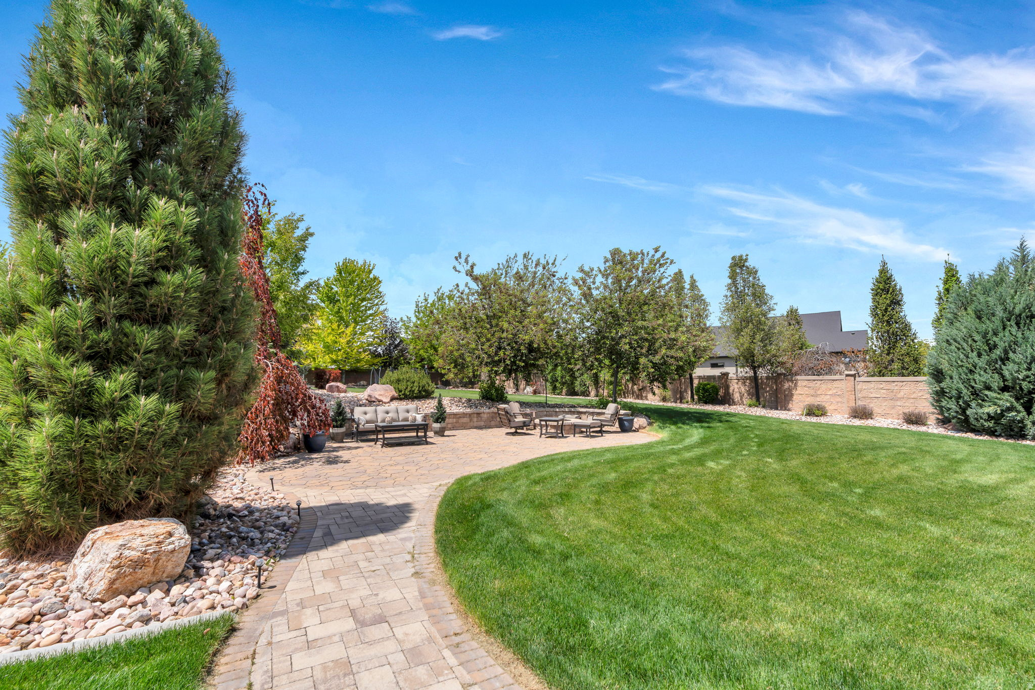 FALLS AT BOULDEN RID - Residential