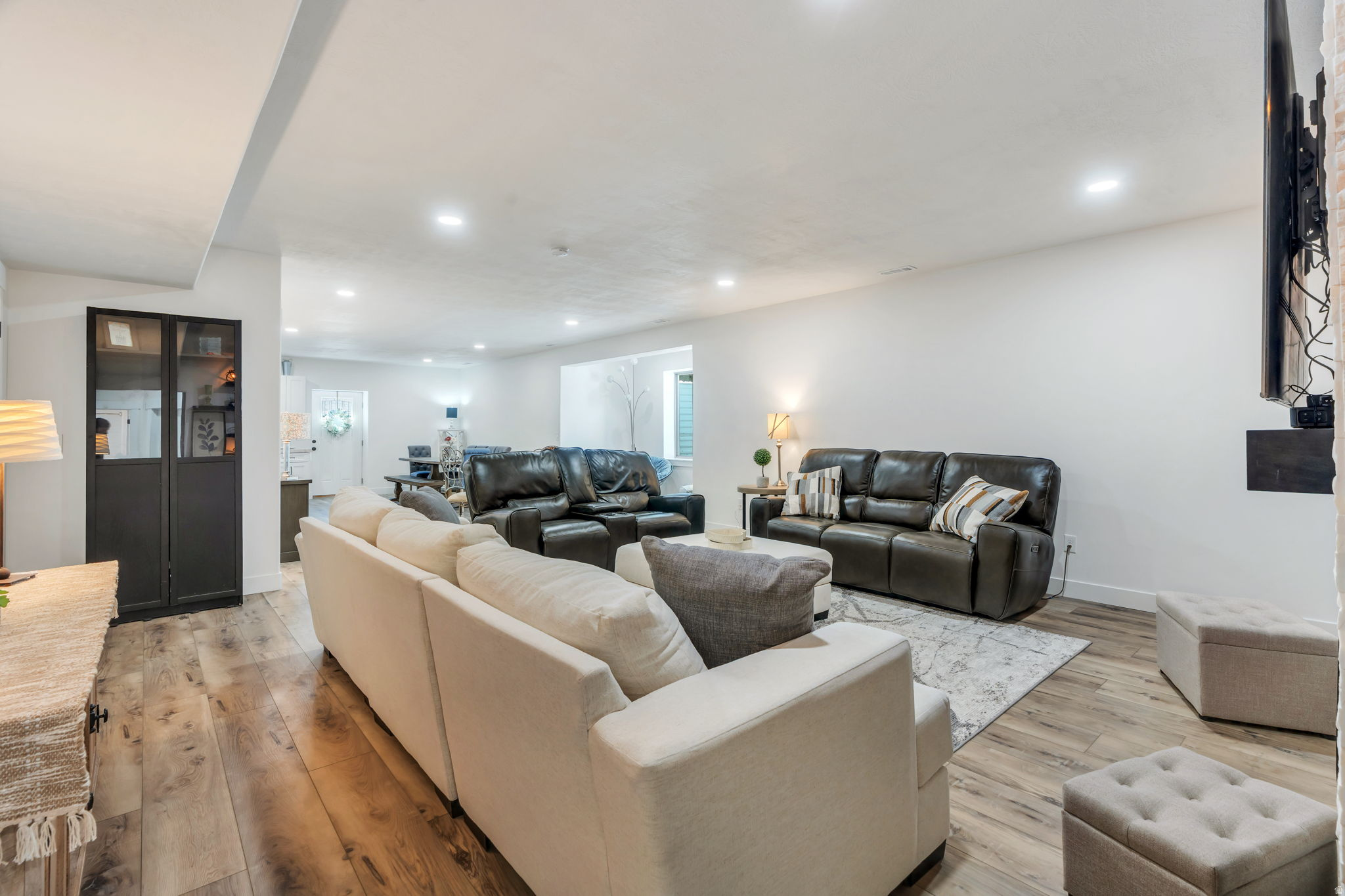 FALLS AT BOULDEN RID - Residential