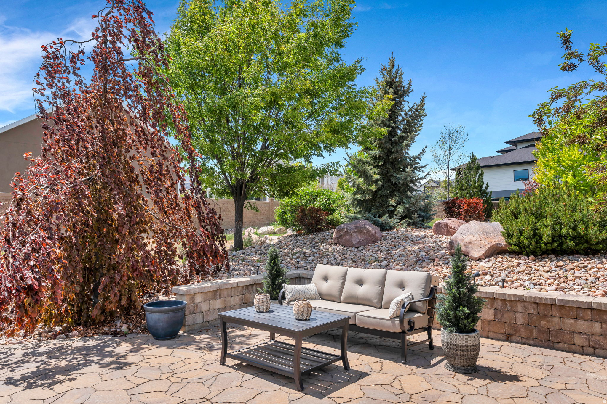 FALLS AT BOULDEN RID - Residential