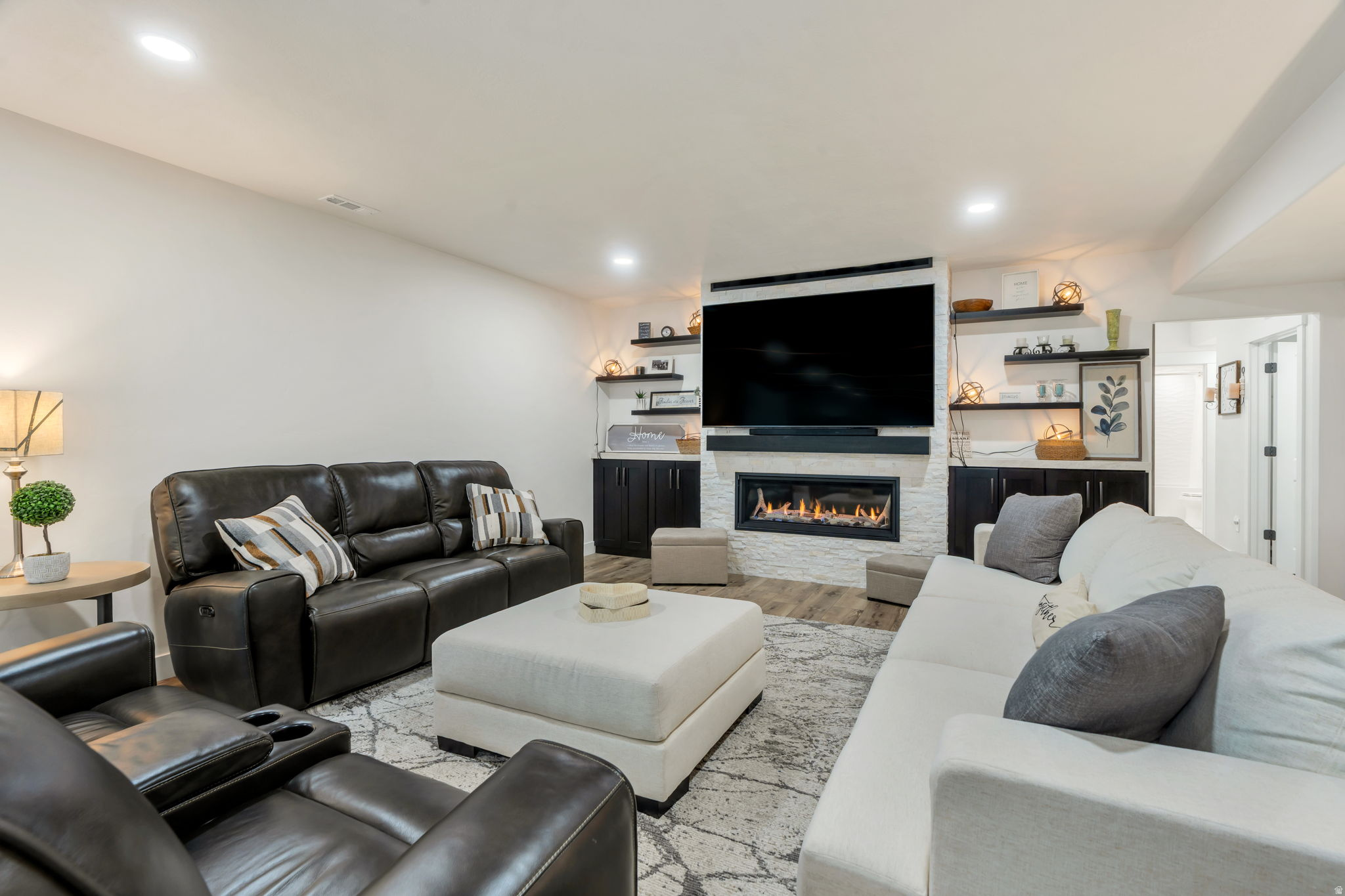 FALLS AT BOULDEN RID - Residential