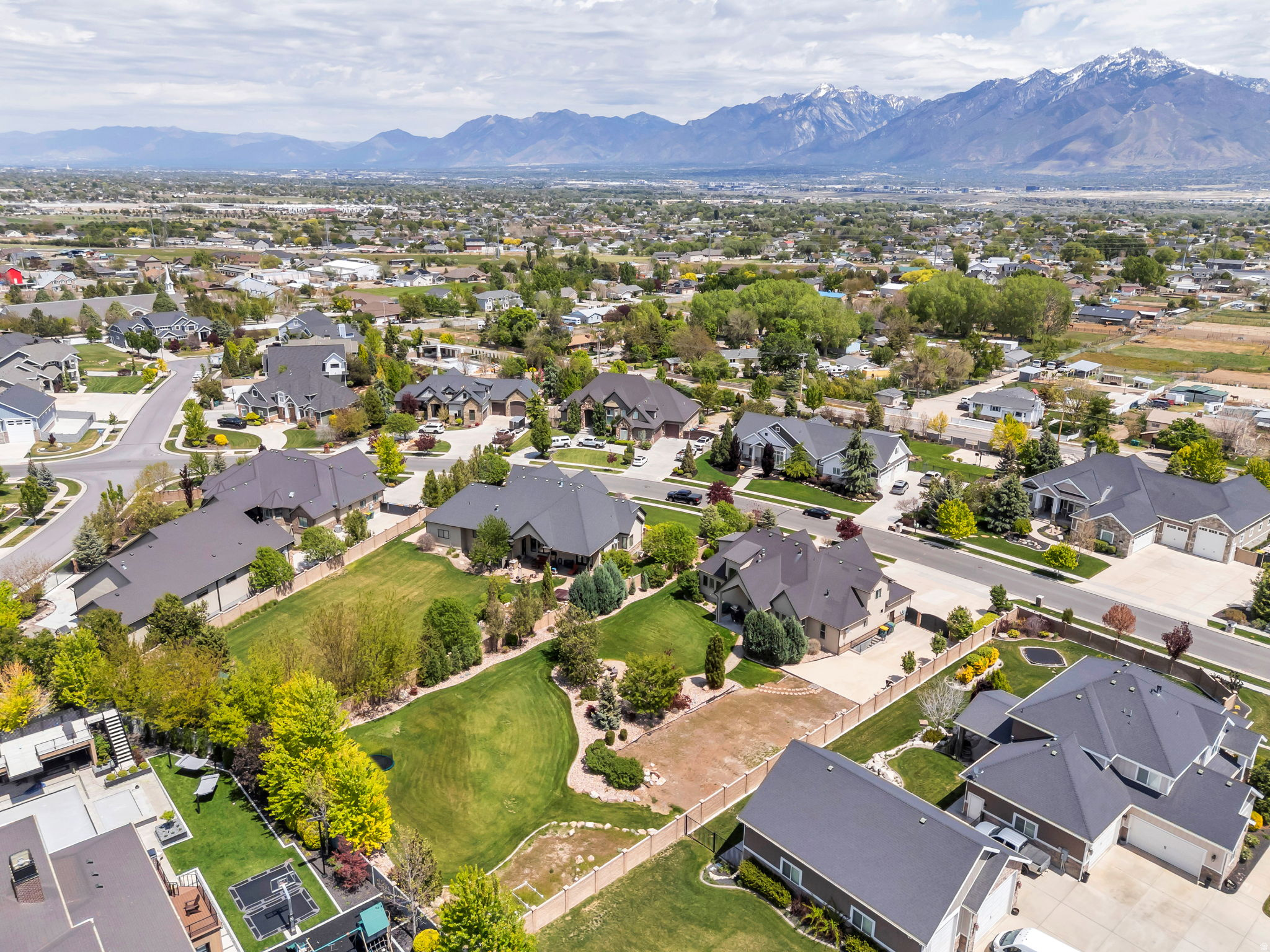 FALLS AT BOULDEN RID - Residential