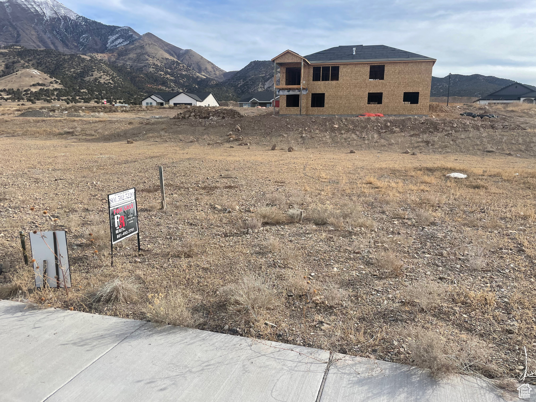 This is for Lot #35.....New North Ridge Estates development on the North end of Nephi. Great views, close to I-15, can bring your own builder. Located directly to the East of Central Valley Medical Center. Price includes $2,500 credit to Nephi city for building permit fees. That credit is currently is held at Juab Title company. Lot 35,41,43, and 44 are all being sold for $122,500 each. Seller will reduce price to $120,000 if buyer purchases all 4 lots at same time plus include the Nephi city permit fees for a total of $10,000 (4x$2500). Owner's out of state now and involved on another project and wants these sold. Agent related to seller.