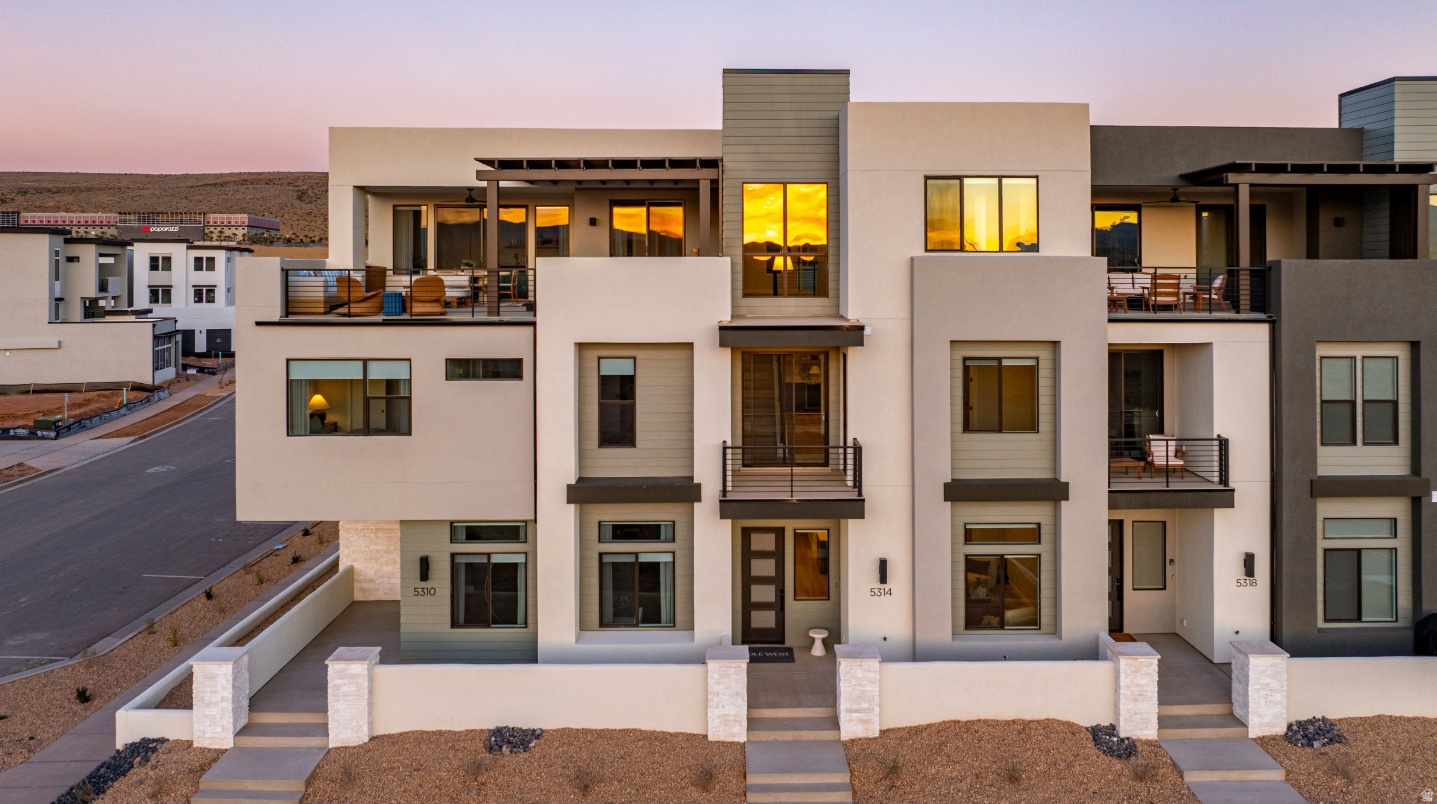 DESERT COLOR RESORT 4B & 6 (SG) - Residential