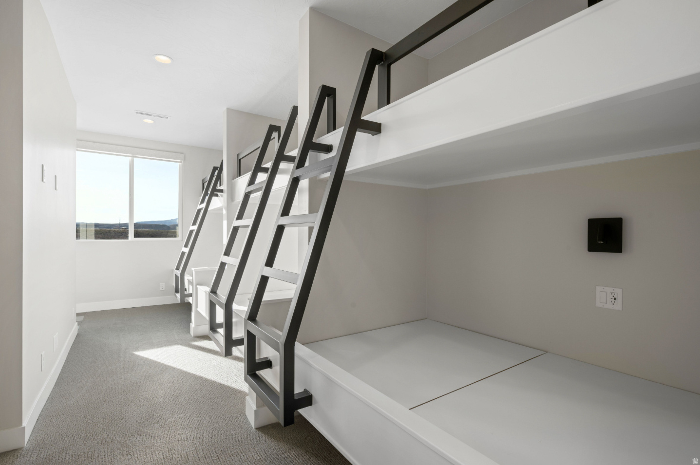 DESERT COLOR RESORT 4B & 6 (SG) - Residential