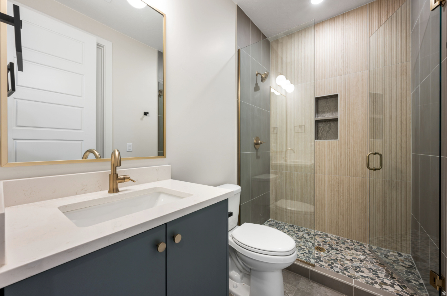 DESERT COLOR RESORT 4B & 6 (SG) - Residential