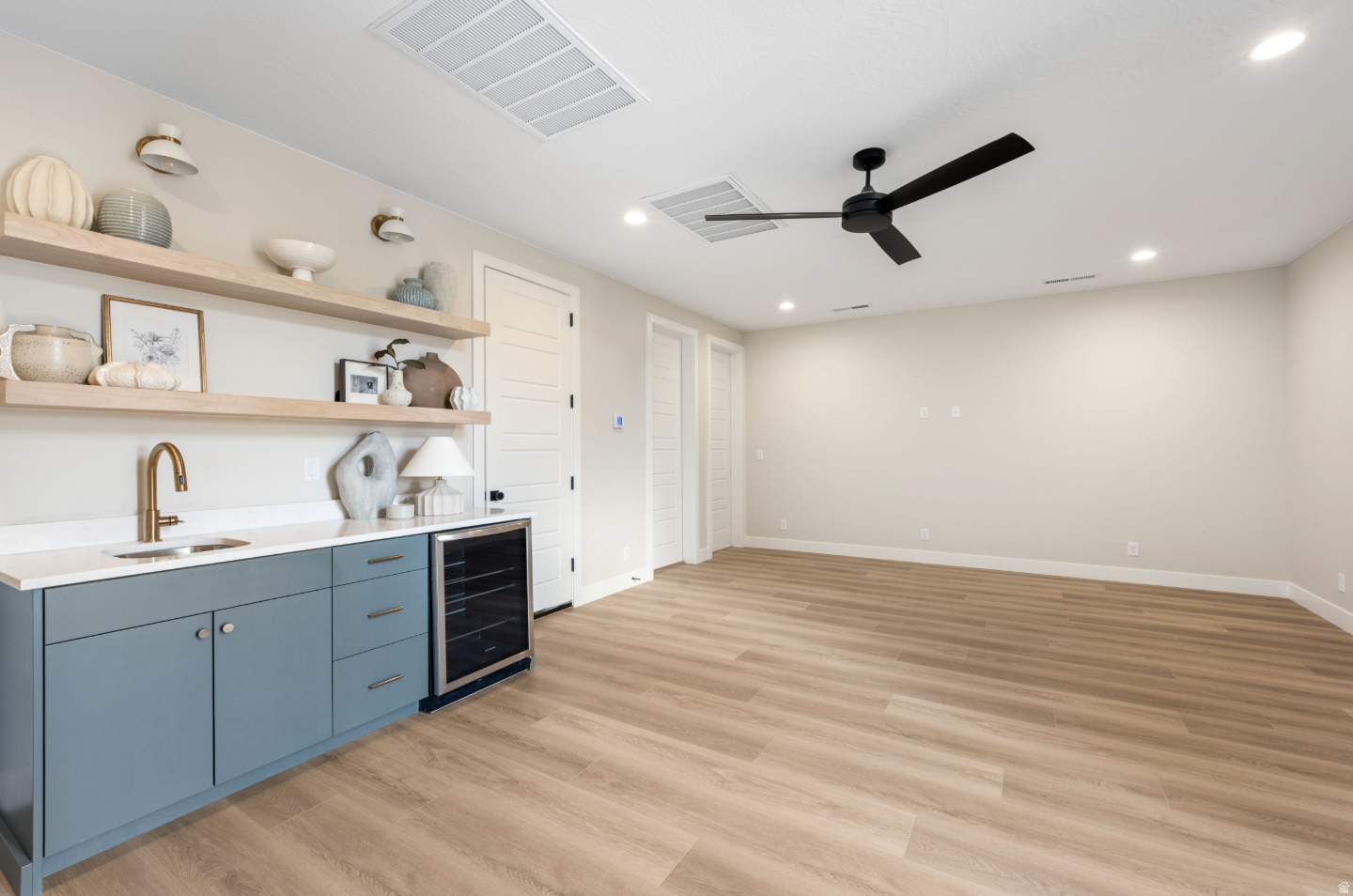 DESERT COLOR RESORT 4B & 6 (SG) - Residential