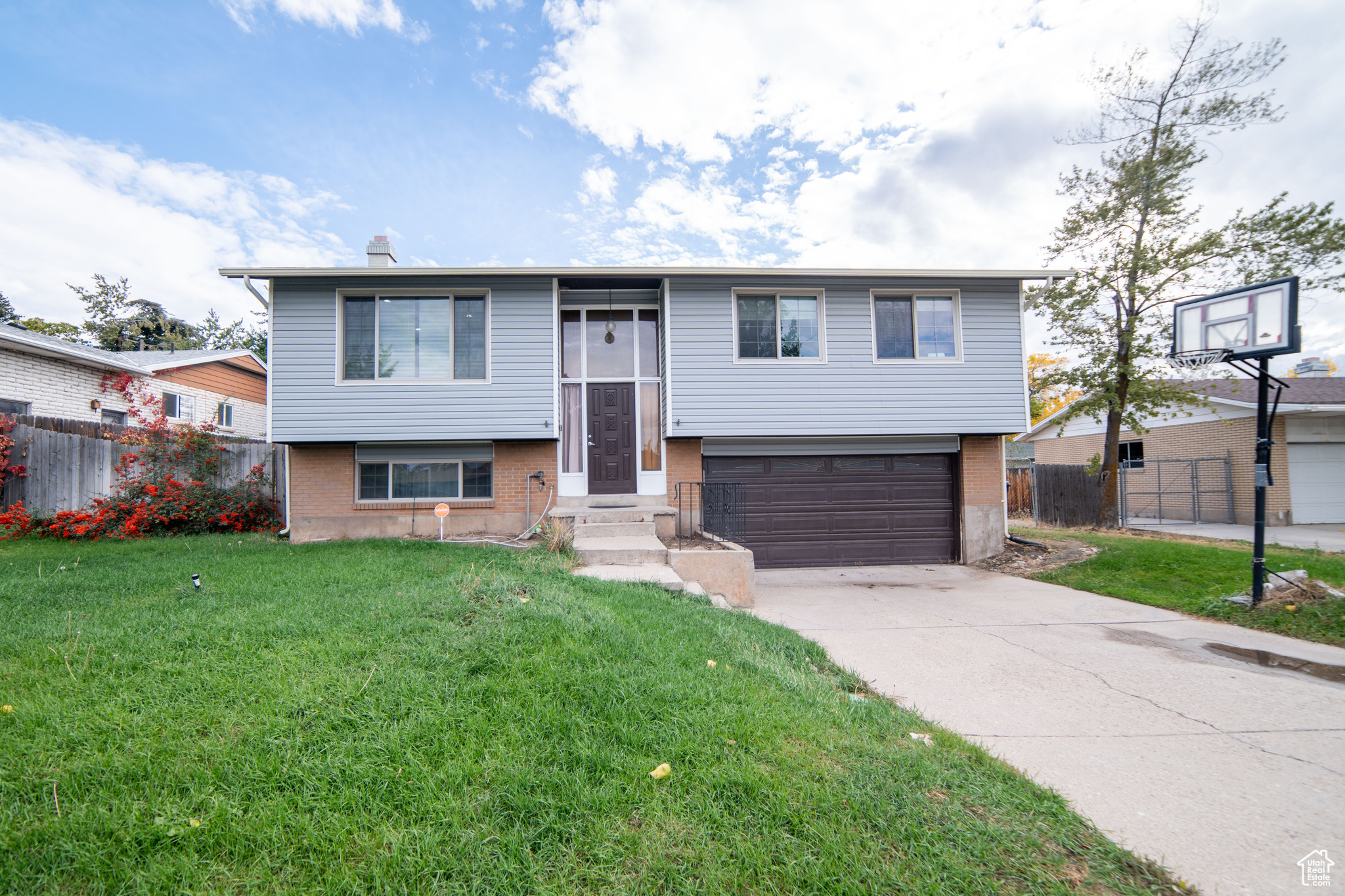 STEEPLE VIEW #3 - Residential