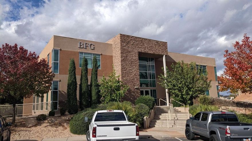 Prime office space on Dixie drive Floor to ceiling windows, ample parking, and respectful space.