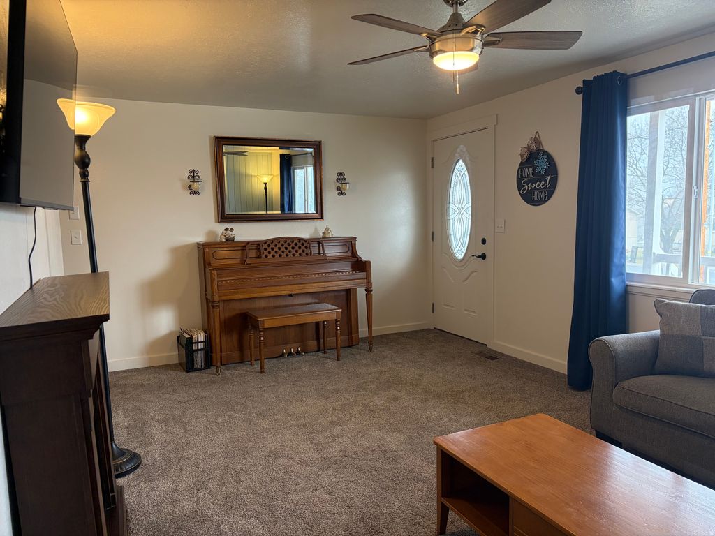Photo of 121 N 100 W, Wellsville, UT 84339 (MLS # 2129048)
