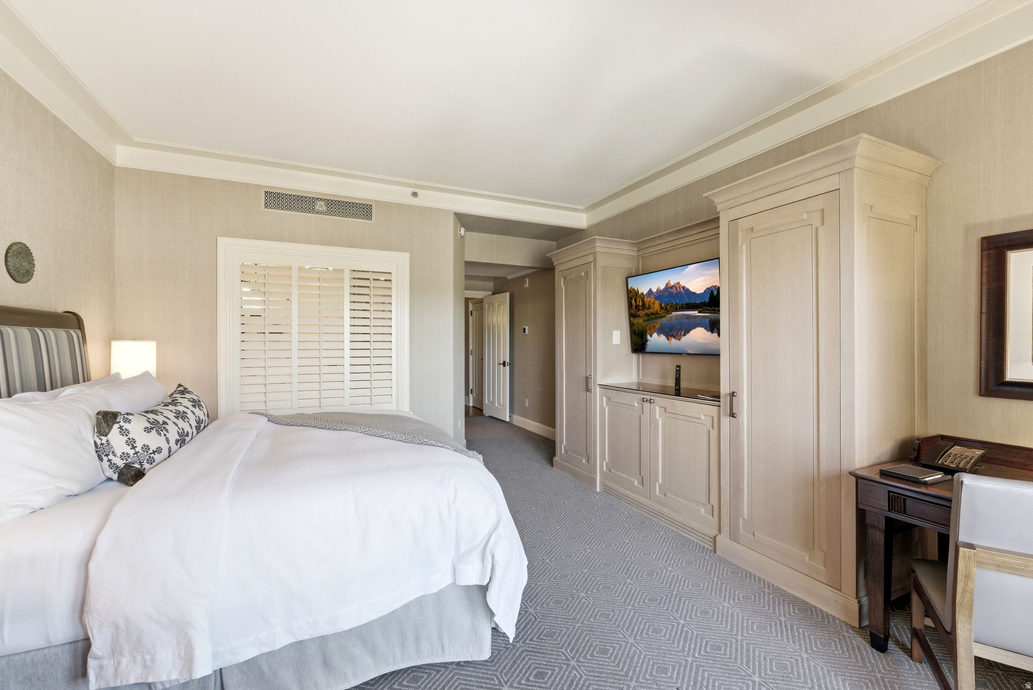 ST. REGIS - Residential