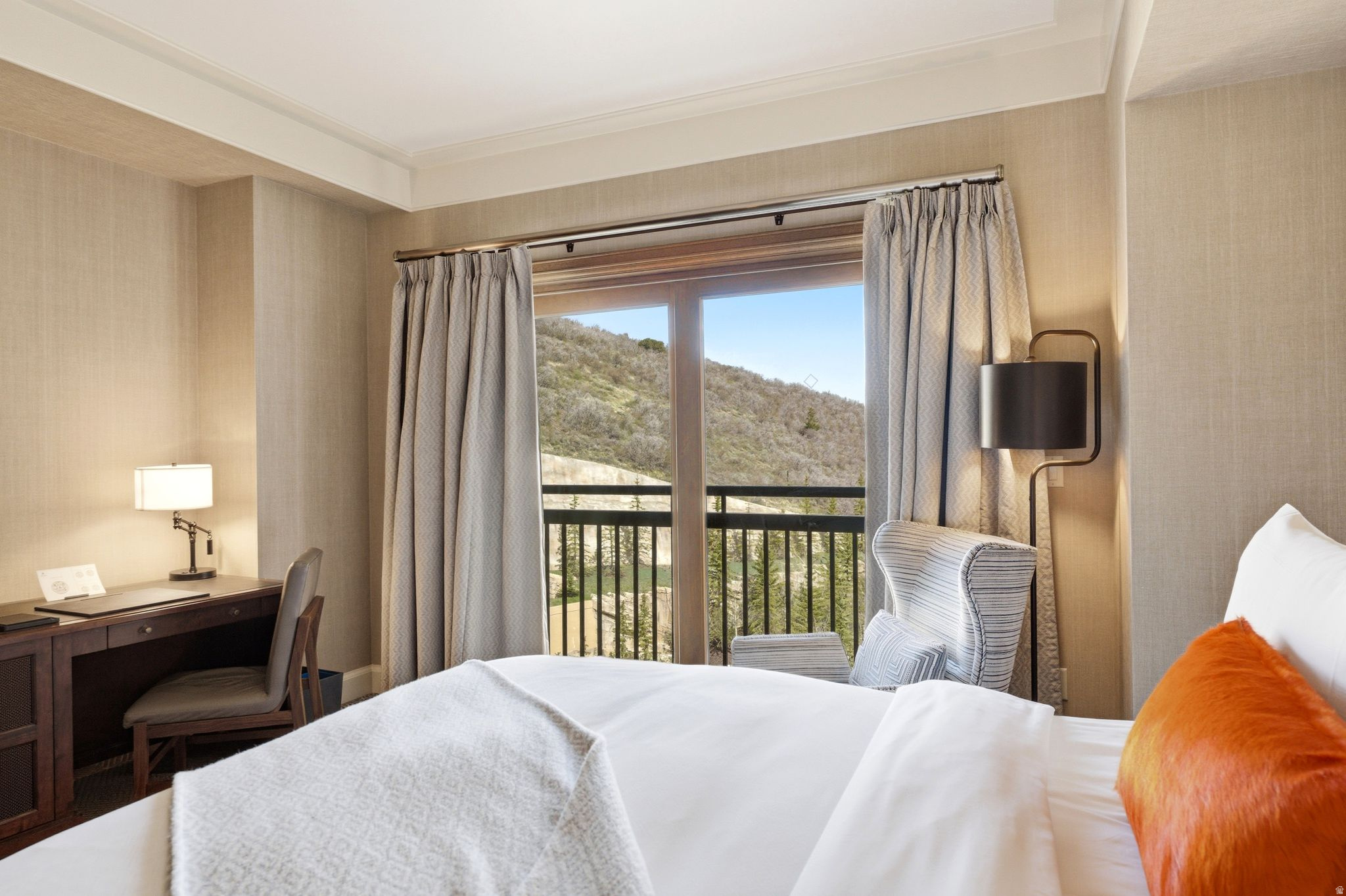 ST. REGIS - Residential