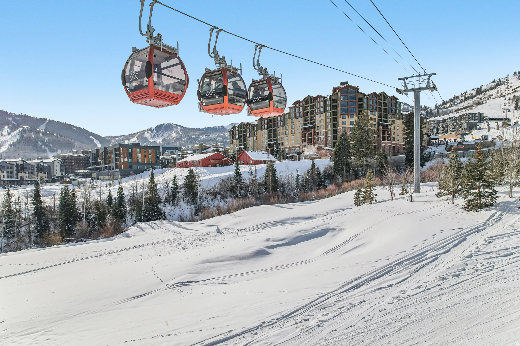 3855 GRAND SUMMIT DR 301/30