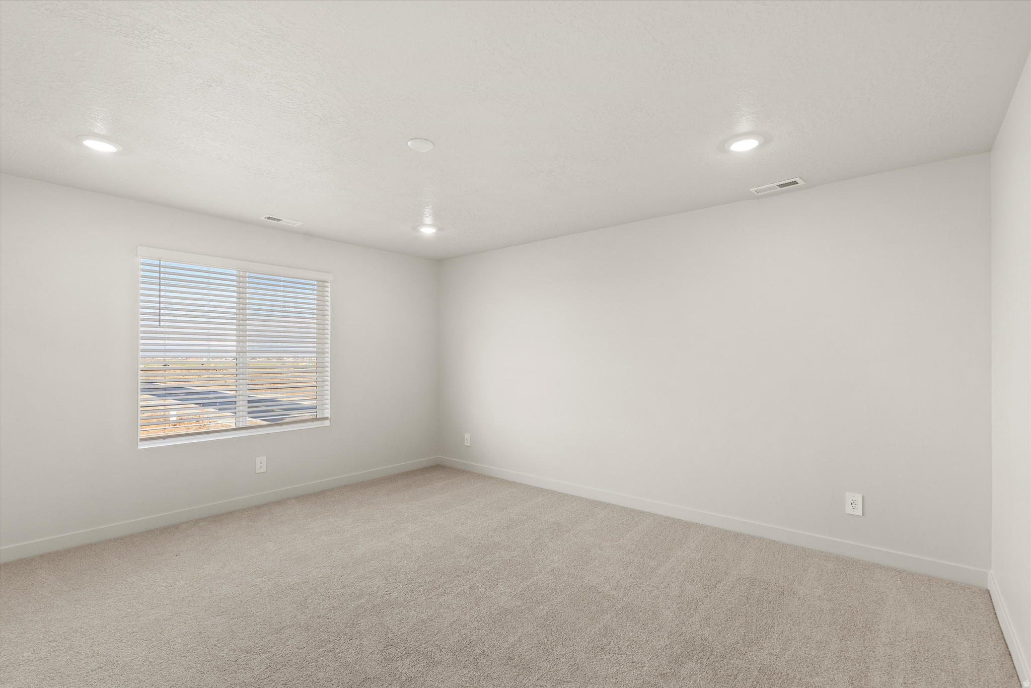 STRATTON ACRES - Residential