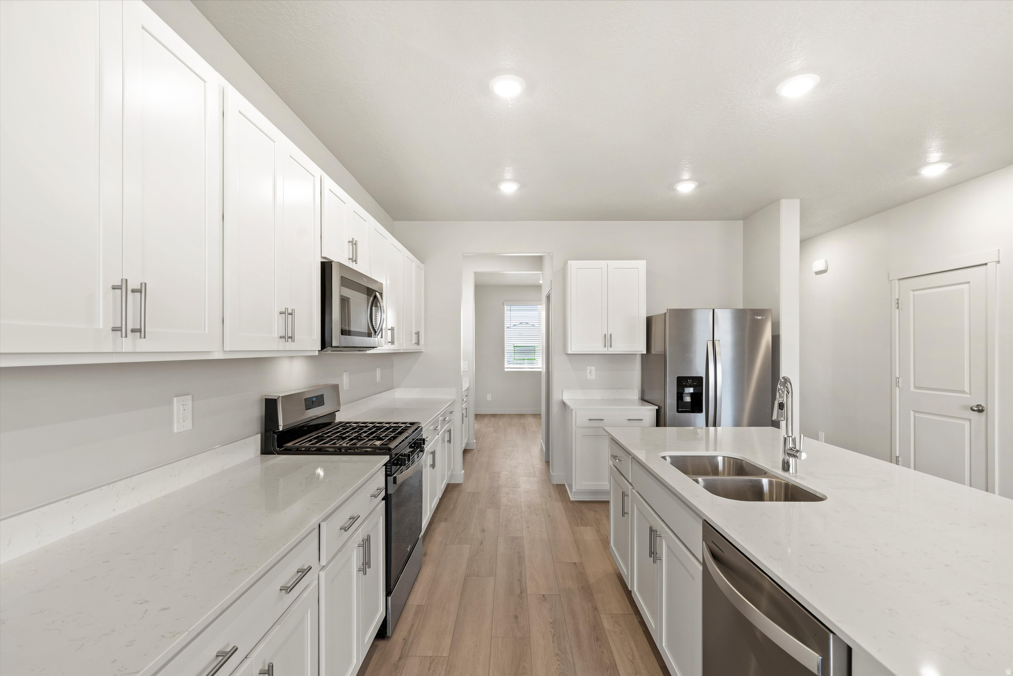 STRATTON ACRES - Residential