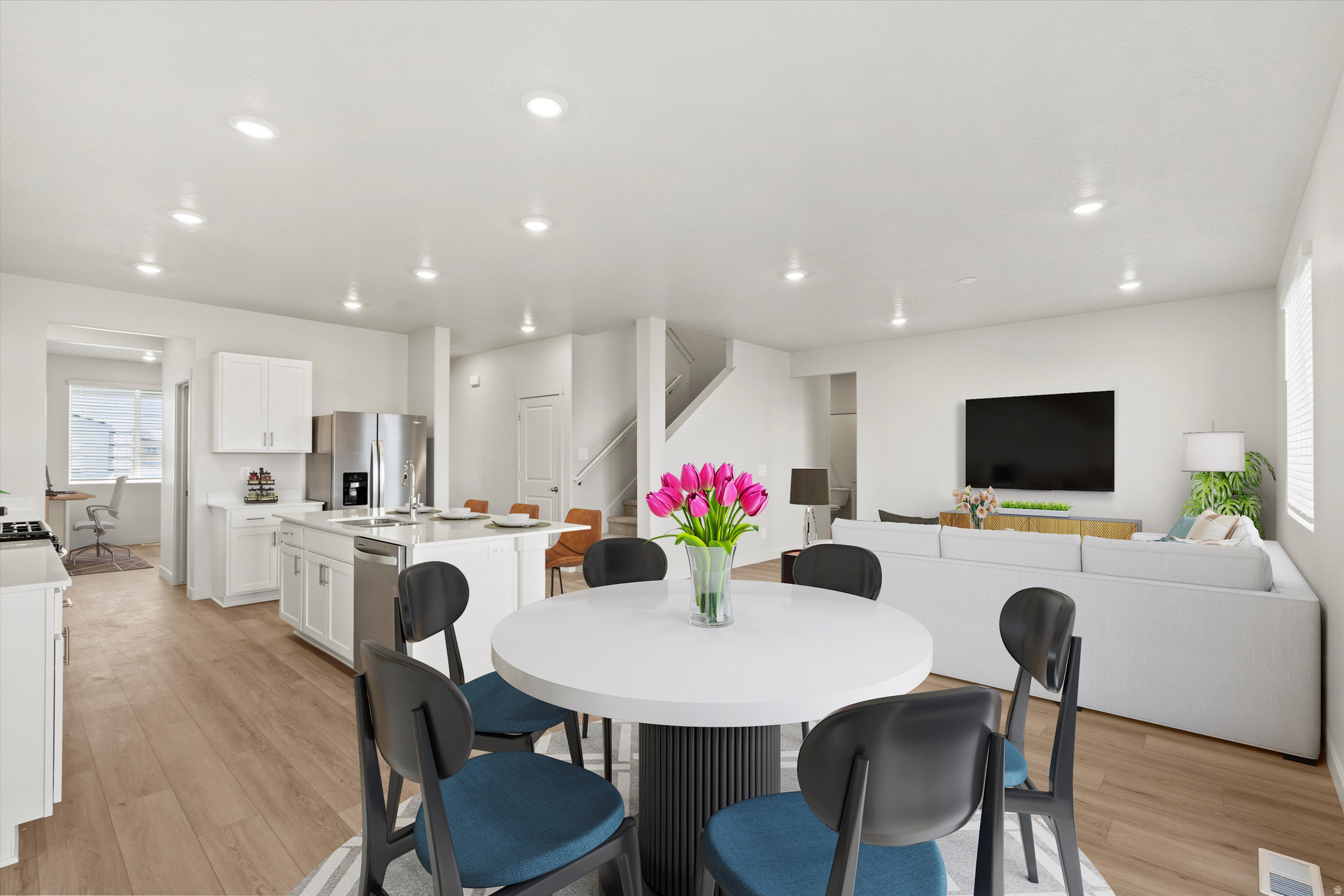 STRATTON ACRES - Residential