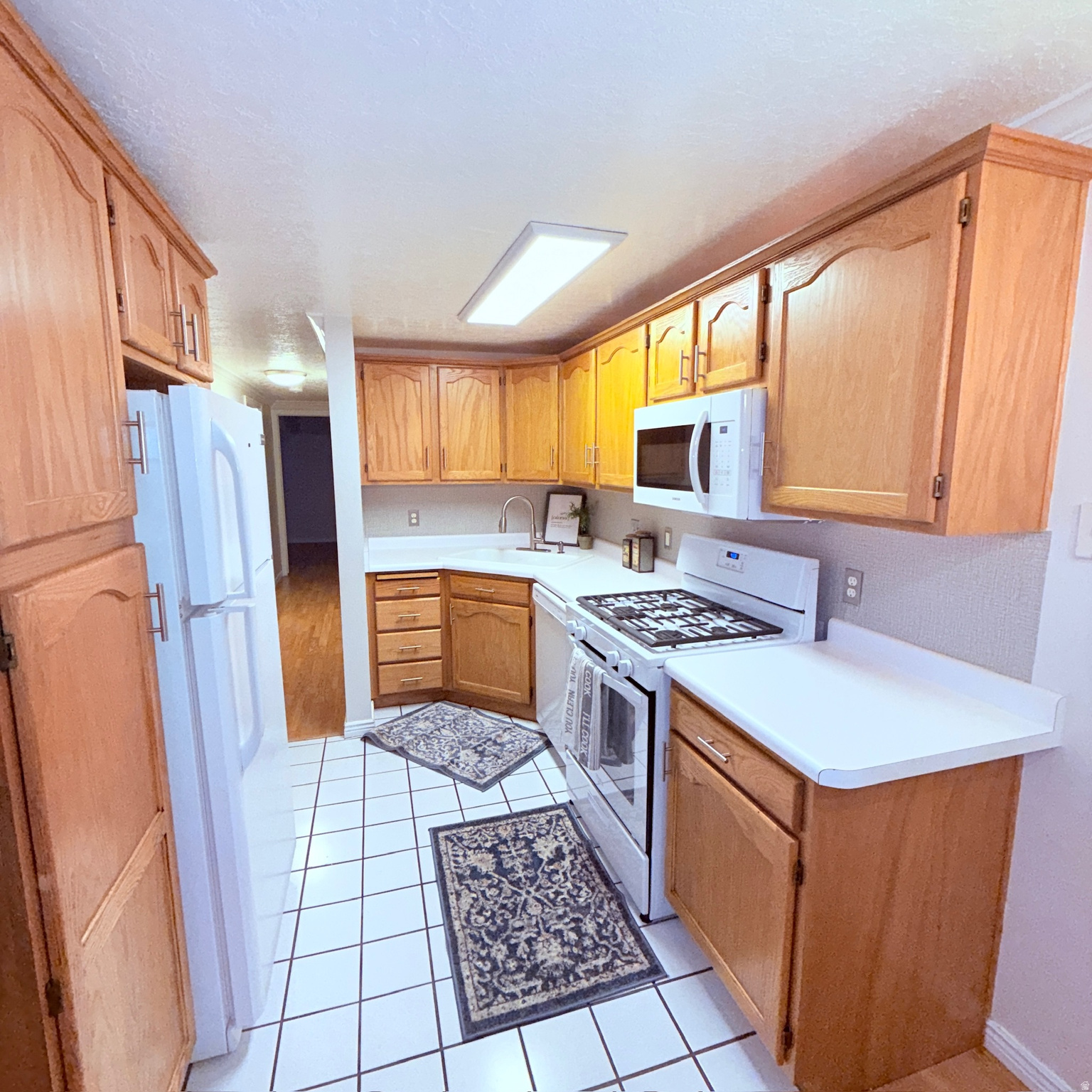 WHITE MAPLE PLACE - Residential