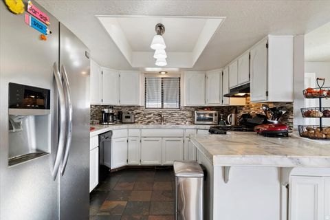 Tiny photo for 626 W 800 N, Clinton, UT 84015 (MLS # 2126154)