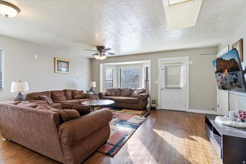 Tiny photo for 626 W 800 N, Clinton, UT 84015 (MLS # 2126154)