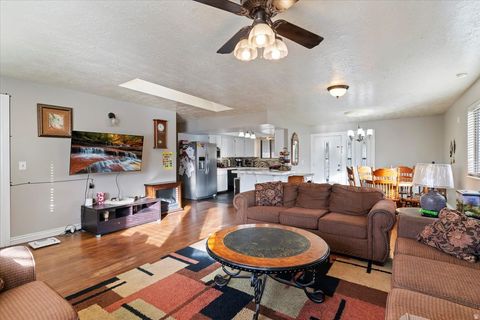 Tiny photo for 626 W 800 N, Clinton, UT 84015 (MLS # 2126154)