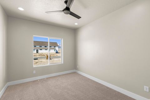 Tiny photo for 903 W APPLE MILL RD N, South Jordan, UT 84095 (MLS # 2150241)