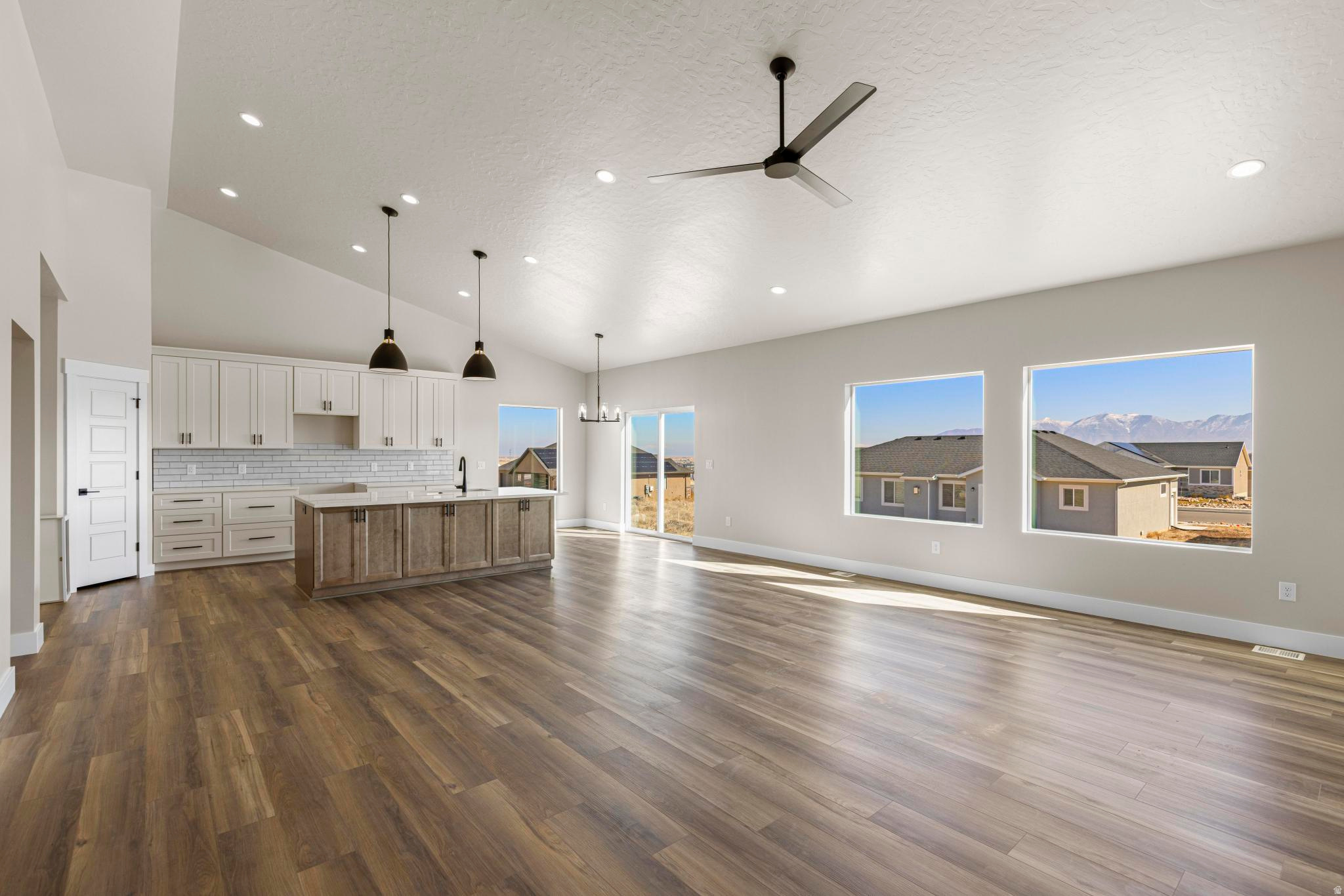 SUN SAGE TERRACE SUBDIVISION - Residential