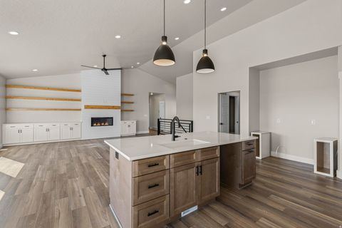 Tiny photo for 903 W APPLE MILL RD N, South Jordan, UT 84095 (MLS # 2150241)