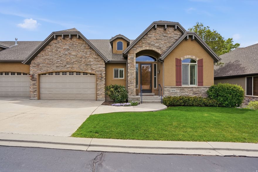 Single level living in the private gated Holladay Farms community. This home is move in ready and offers low maintenance convenience in one of the valley's most desirable locations.  This is a rare opportunity to enjoy both tranquility and convenience.   Ideally located just above Highland drive and north of Holladay Blvd.  This townhome offers convenient access to not only shopping, dining and everyday essentials, but quick access to the mountains and nature as well.  You will enjoy the peace and privacy of a quiet, well maintained neighborhood with beautiful mature trees and established landscaping.  This home has a beautiful vaulted family room, kitchen and dining area with plenty of natural light.  This home truly can meet the needs of any age of family, whether a second vacation home, a final home, or a first time homebuyer family.  You will not be disappointed. Come and see for yourself this beautiful quiet little block.   The table and chairs are included in the sale of the home.   Square footage figures are provided as a courtesy estimate only and were obtained from appraisal.  Buyer is advised to obtain an independent measurement.