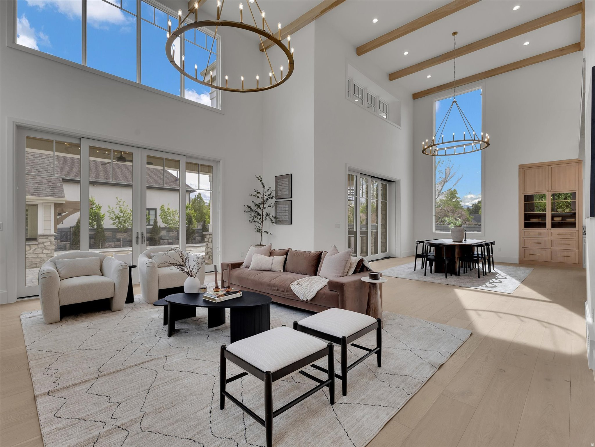 VIKING COURT - Residential