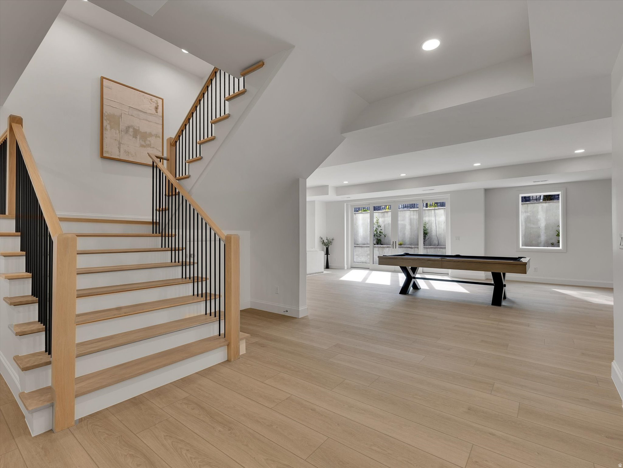 VIKING COURT - Residential