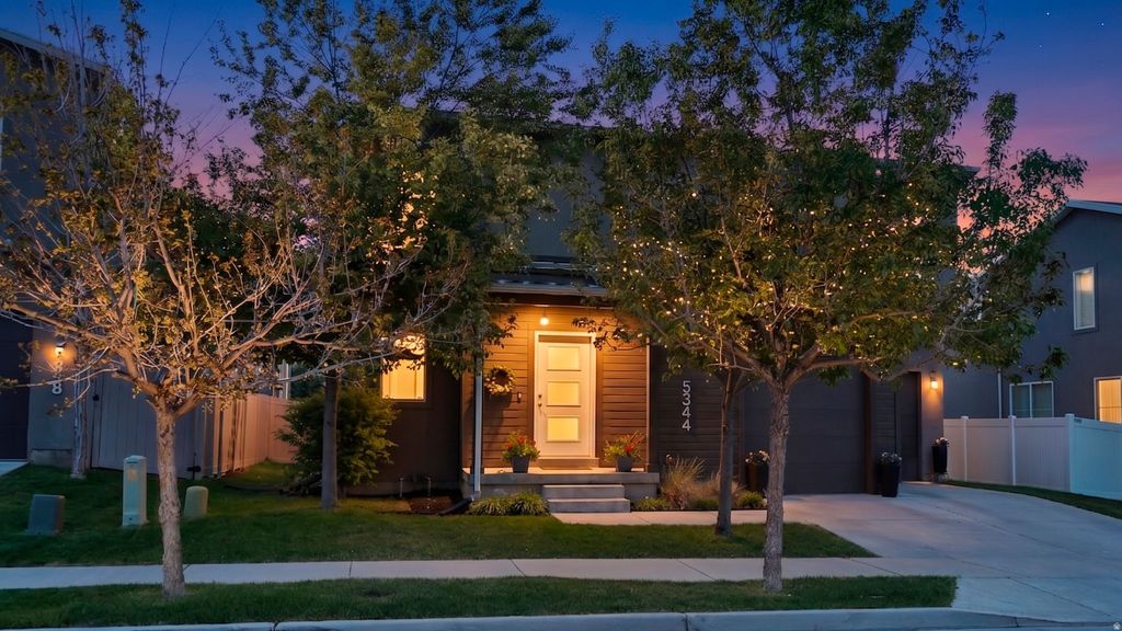 Photo of 5344 W SILVER CLOVER LN S #164, Herriman, UT 84096 (MLS # 2152423)