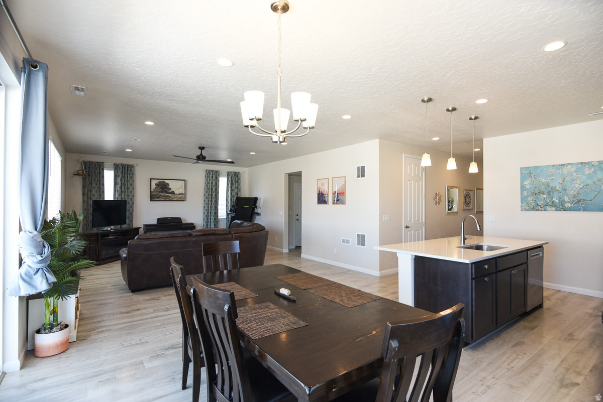 SEASONS AT OVERLAKE - Residential