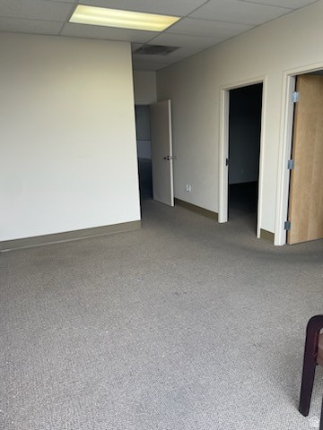 BUSINESS VILLAGE WEST CONDOMINIUM - Commercial Lease