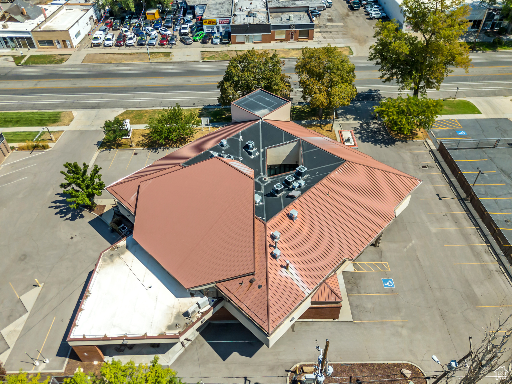 SOUTH MAIN S - Commercial Sale
