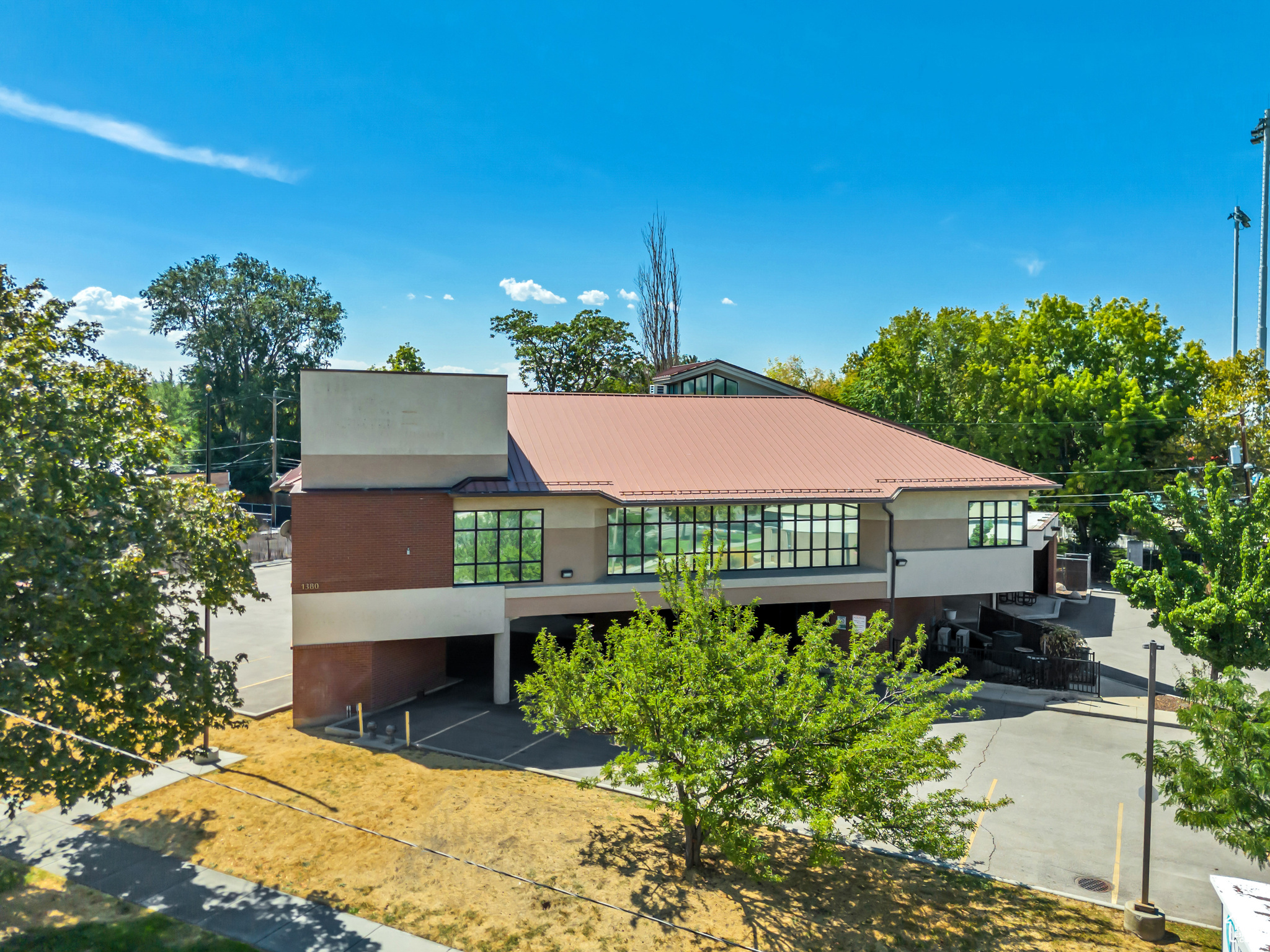 SOUTH MAIN S - Commercial Sale