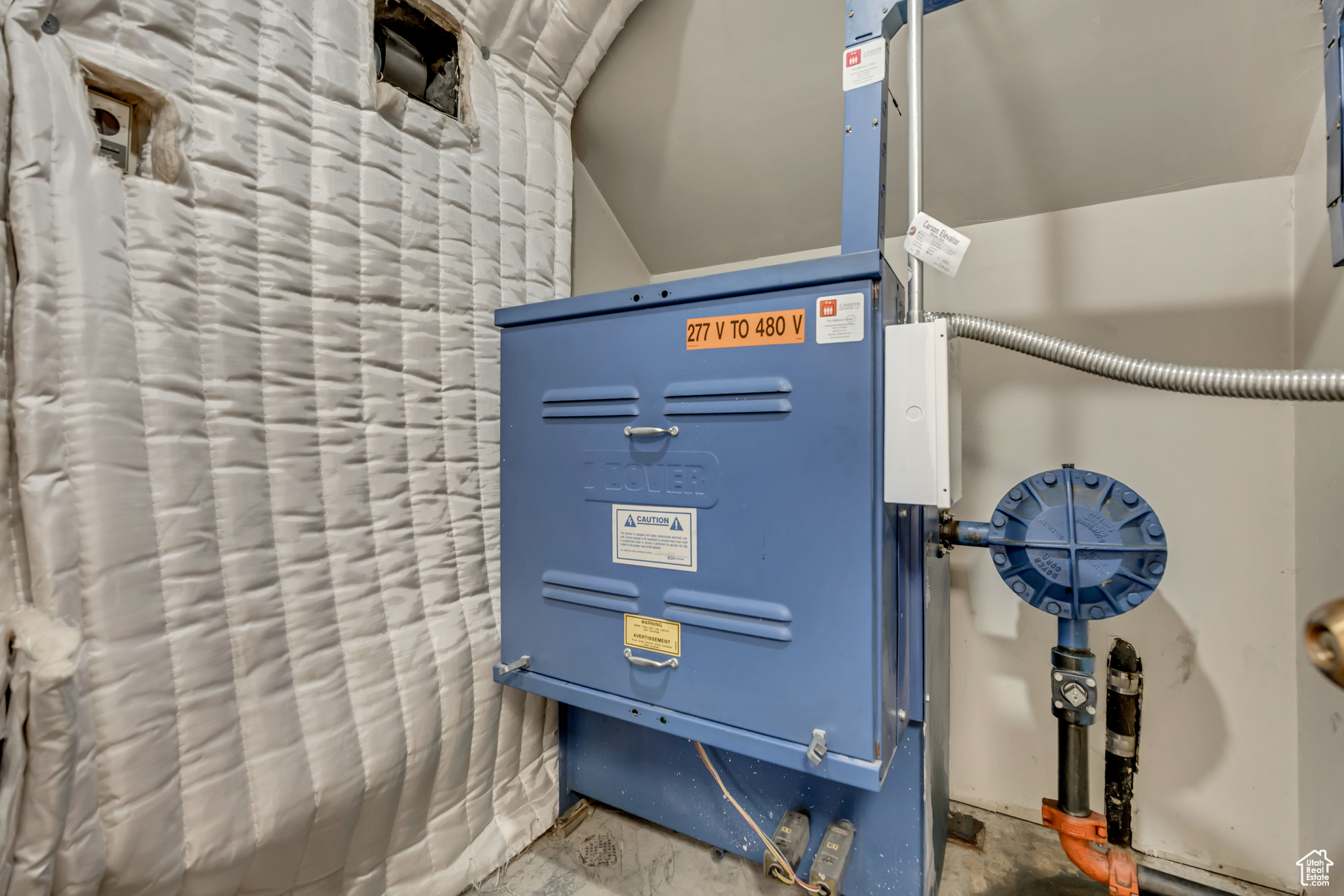 SOUTH MAIN S - Commercial Sale