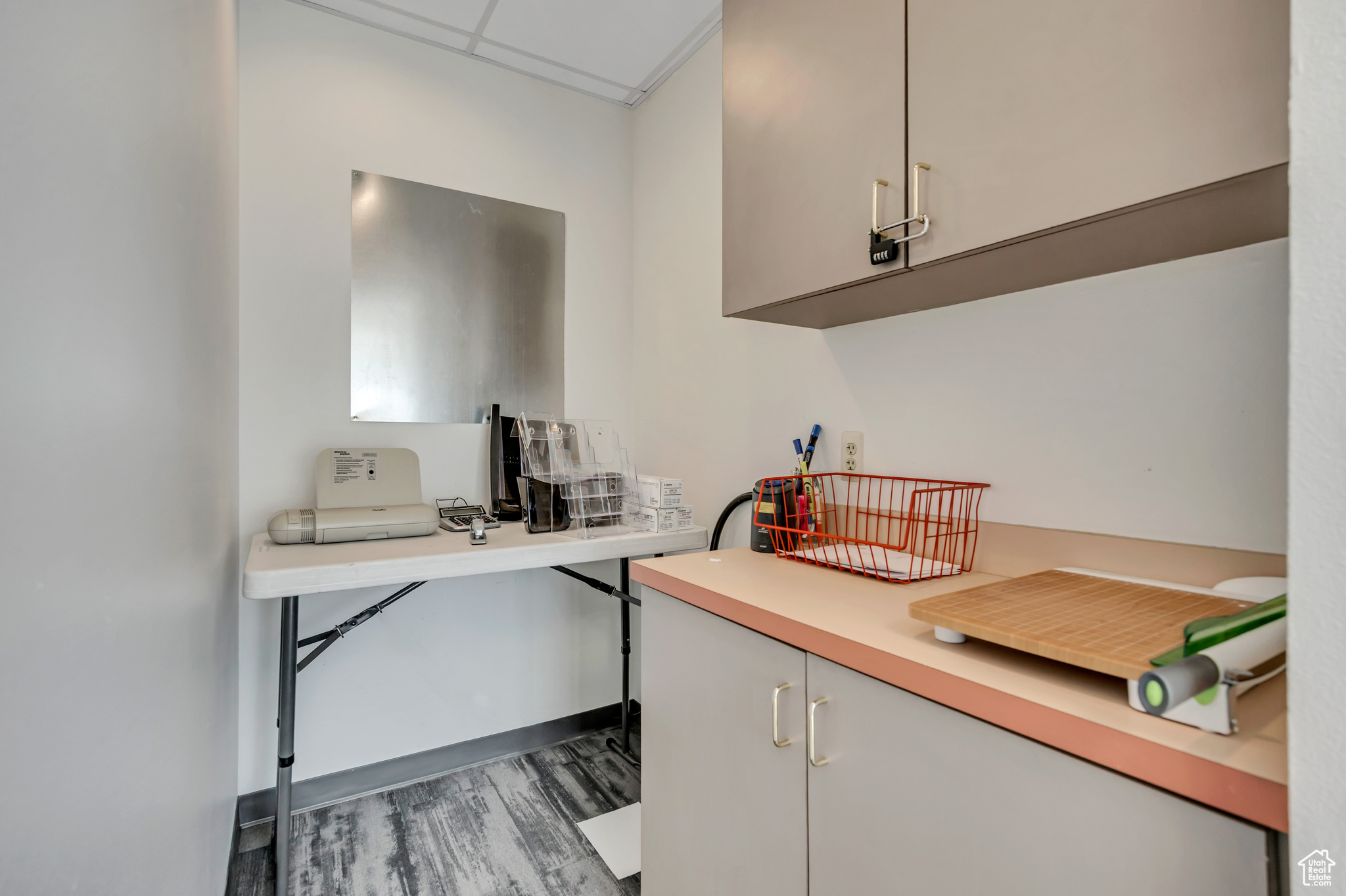 SOUTH MAIN S - Commercial Sale