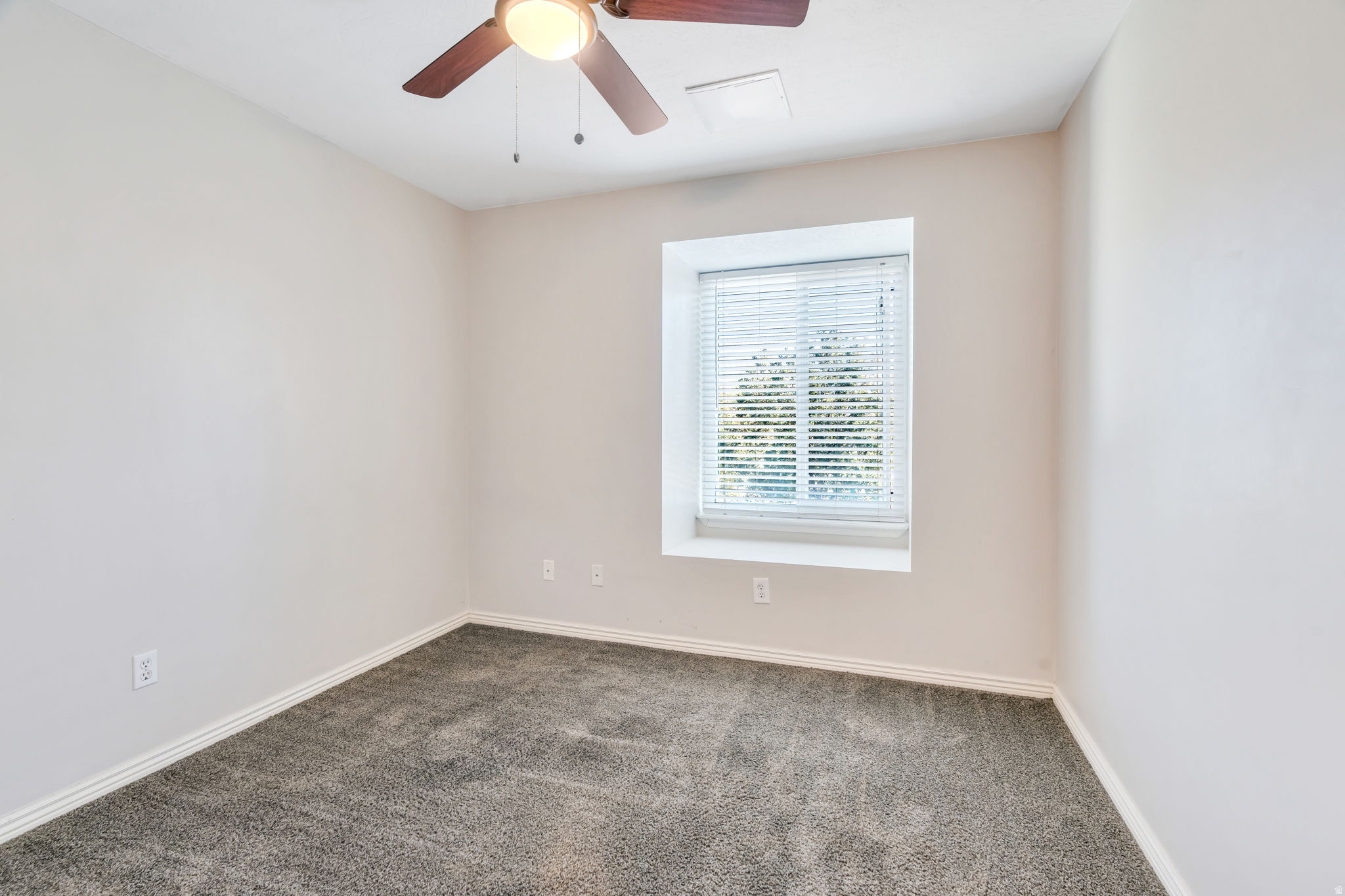 DEER MOUNTAIN ESTATES - Residential