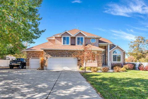 Photo of 4056 W MULEY CT, Bluffdale, UT 84065 (MLS # 2120093)