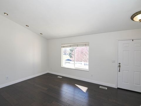 Tiny photo for 264 W 13165 S, Draper, UT 84020 (MLS # 2144107)