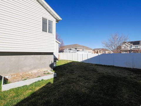 Tiny photo for 264 W 13165 S, Draper, UT 84020 (MLS # 2144107)
